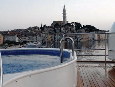 Yacht Big Aron Plunge Pool.jpg