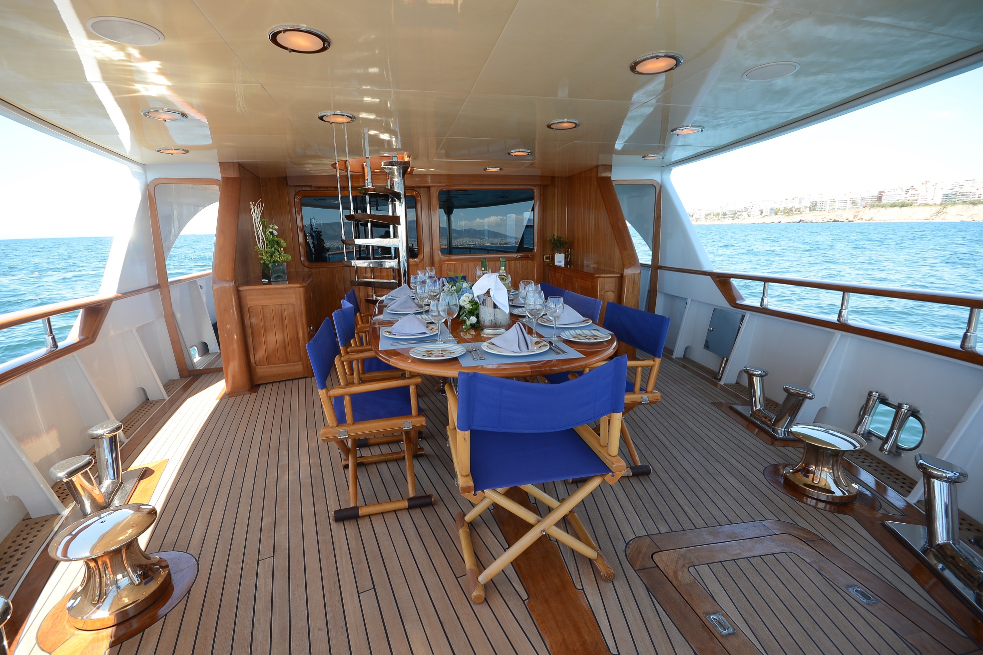 Yacht CAMELLIA - Aft Deck.JPG