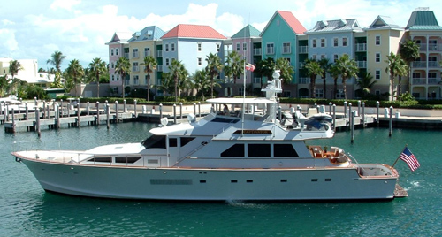 Yacht CAPTIVATOR - Main.jpg