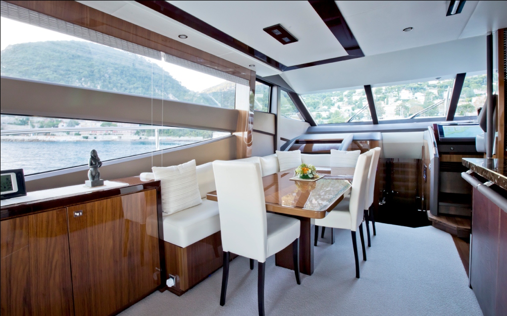 Yacht CARTE BLANCHE III -  Dining Area.jpg