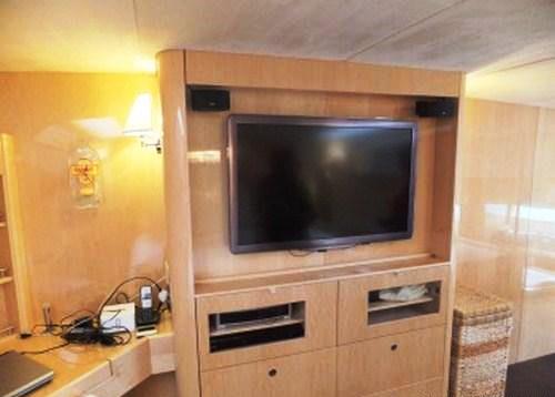Yacht CATTITUDE -  TV.jpg