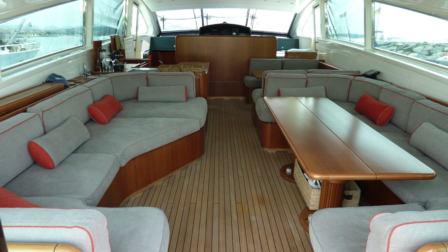 Yacht CLAN V - Upper Salon Seating and Dining.jpg