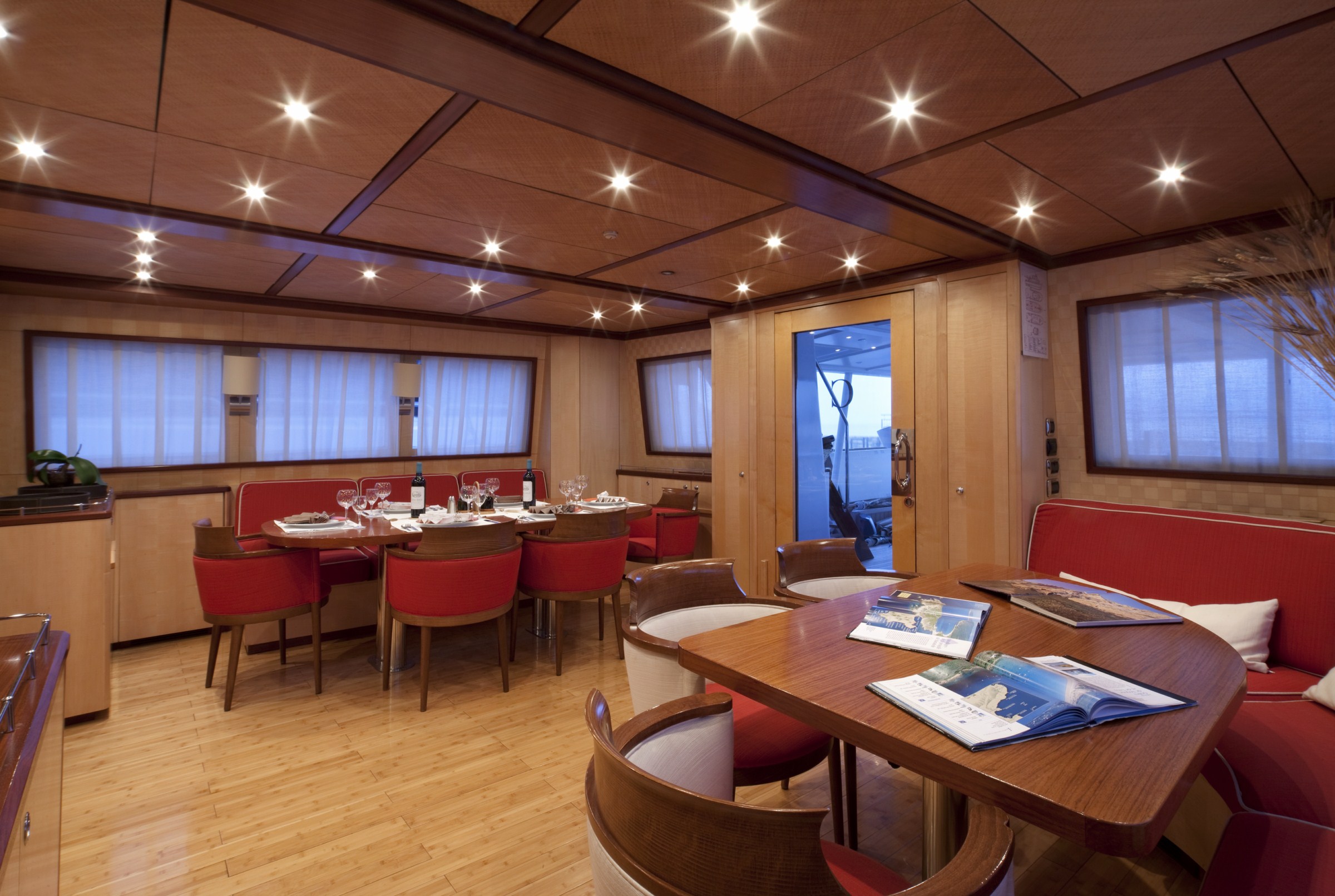 Yacht CLARA ONE - Formal Dining.jpg