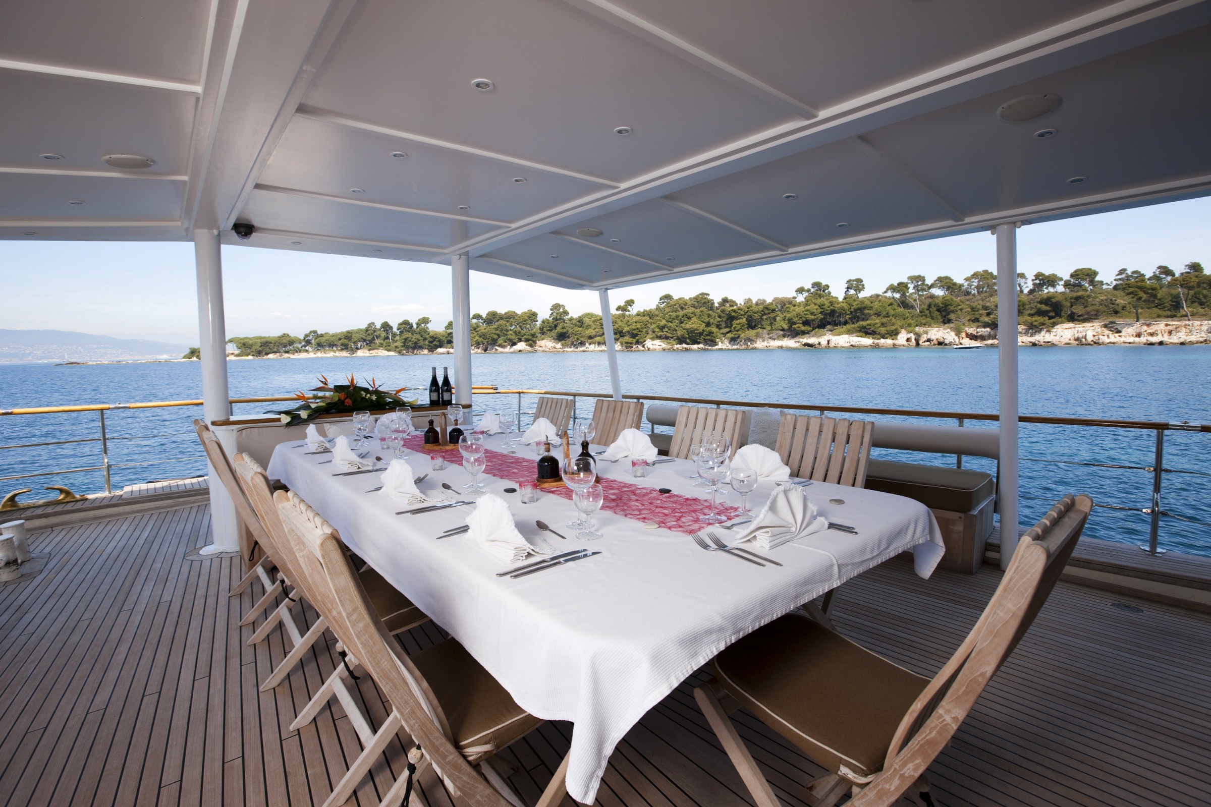 Yacht CLARA ONE - Main Aft Deck.jpg