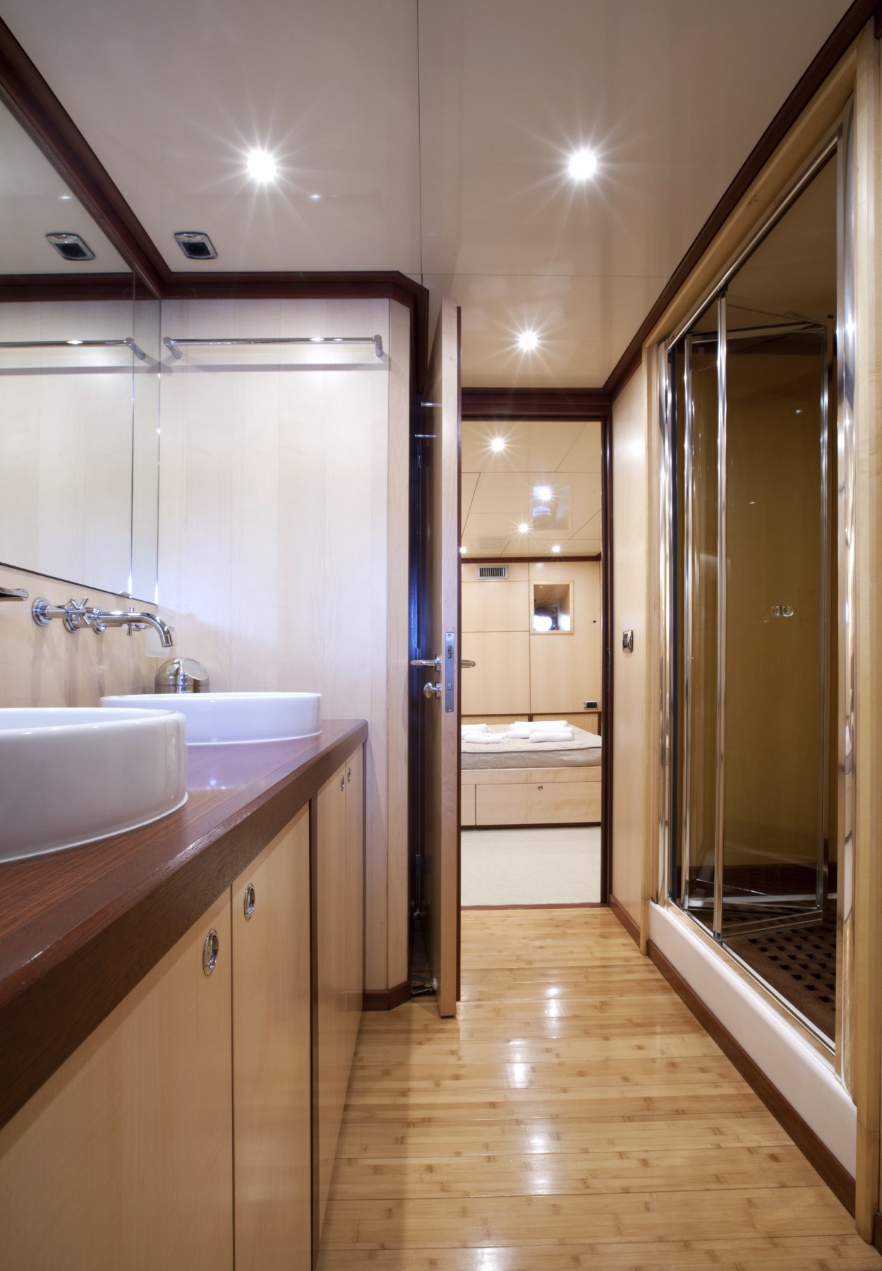 Yacht CLARA ONE - VIP Ensuite.jpg