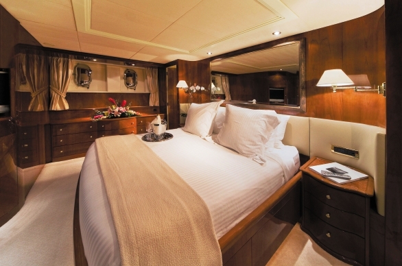 Yacht CRISTALEX -  Master Cabin.jpg