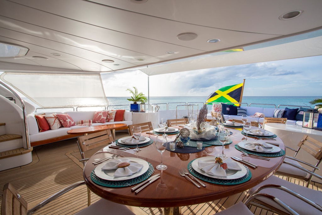 Yacht Camarina Royale -  Bridge Deck Dining.jpg
