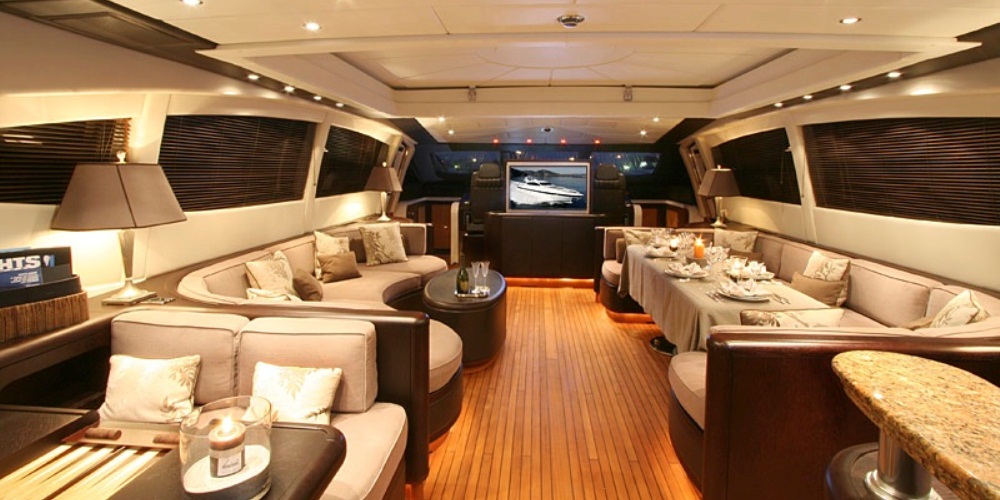 Yacht DELHIA -  Main Salon.jpg