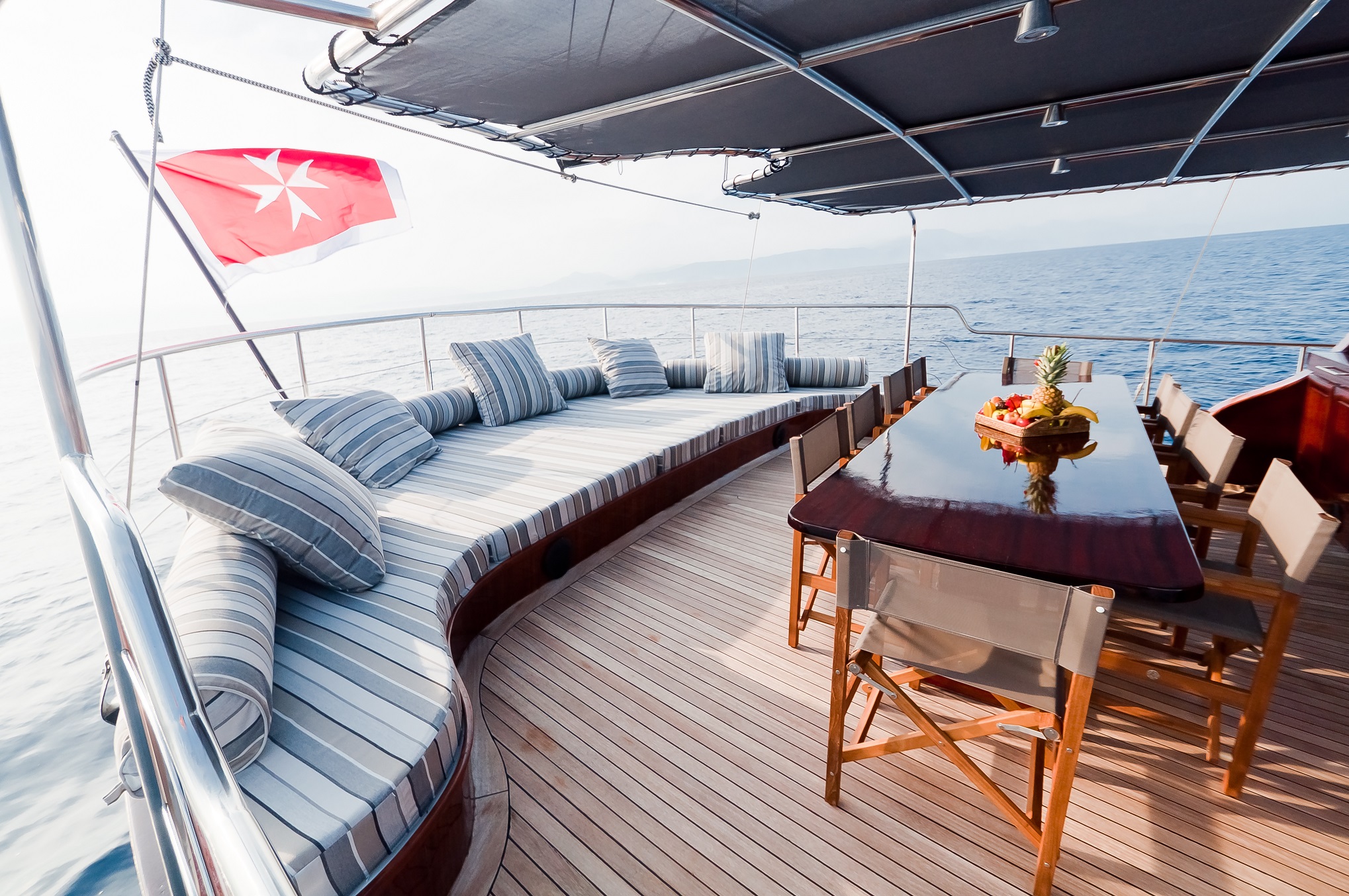 Yacht DOLCE VITA -  Aft Deck.jpg