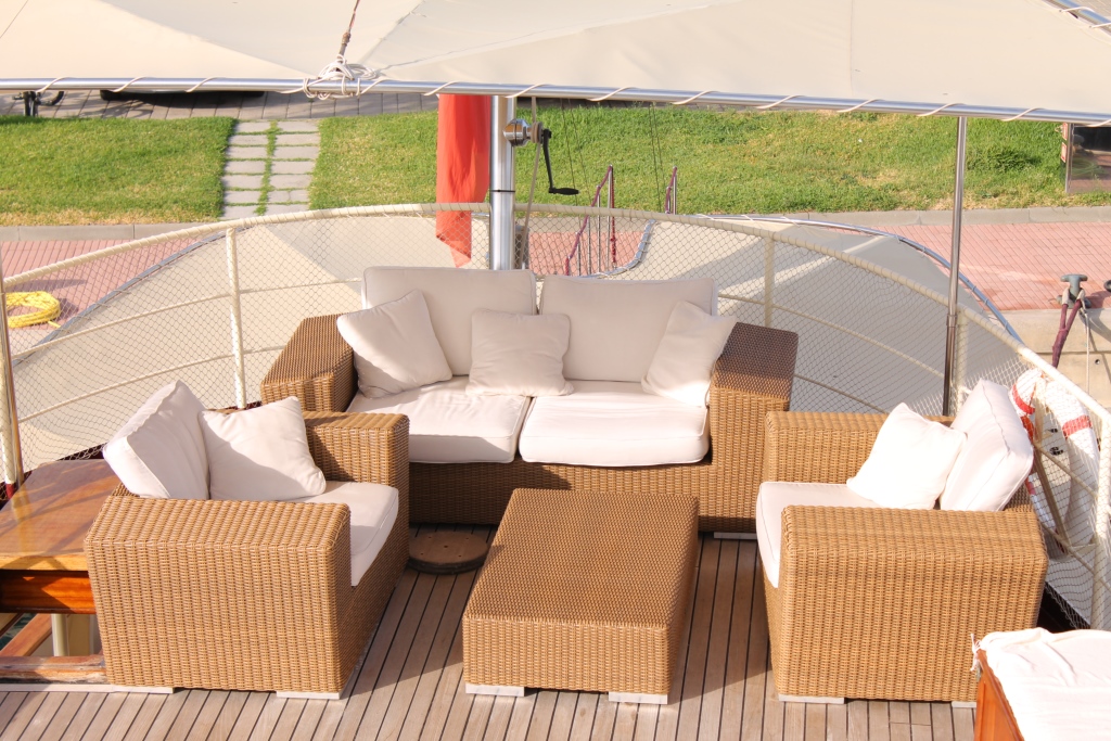 Yacht DP MONITOR - Deck Lounging.jpg