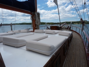 Yacht ELEGANZA -  Sunpads on Foredeck.jpg
