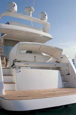 Yacht Enius - Aft Deck.jpg