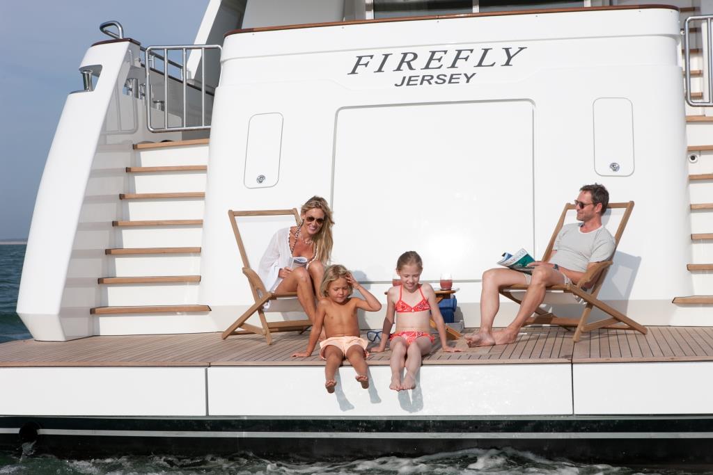 Yacht Firefly - Teak beach.jpg