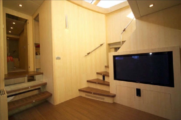 Yacht GEORGE P -  Stairs to Lower Deck.jpg