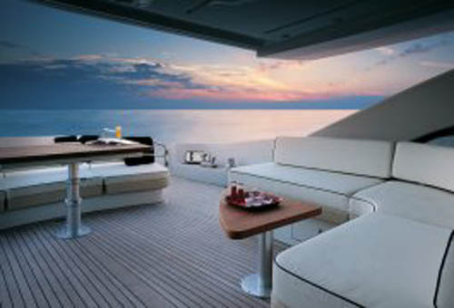 Yacht GISSY -  Aft Deck.jpg