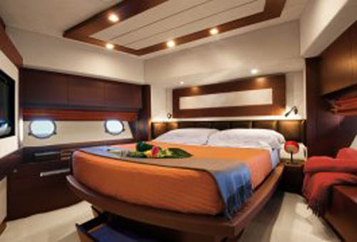 Yacht GISSY -  VIP Cabin.jpg