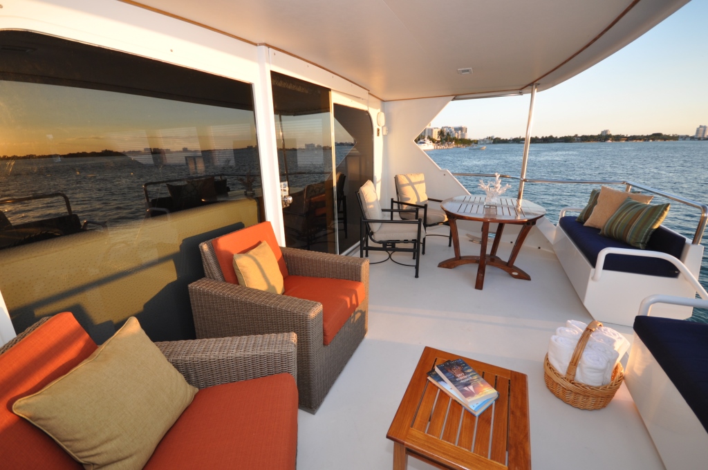 Yacht GOLDEN GIRL - Aft Deck.JPG