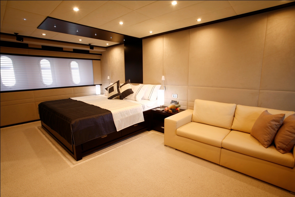 Yacht GRACE KELLY -  VIP Cabin.JPG
