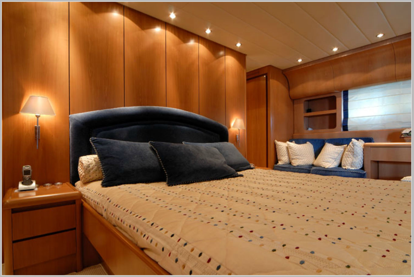 Yacht GREMAT -  Master Cabin.jpg