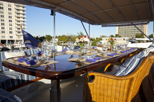 Yacht Georgiana - Al Fresco Dining.jpg
