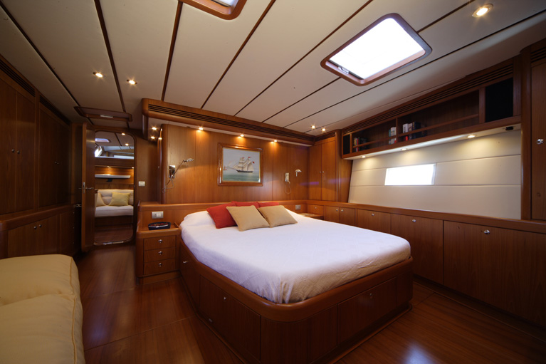 Yacht ILLUSION OF THE ISLES -  Master Cabin.jpg