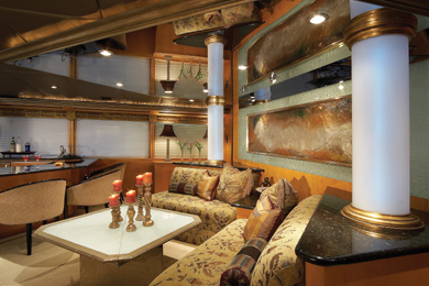 Yacht INDEPENDENCE 2 -  Salon Seating.jpg