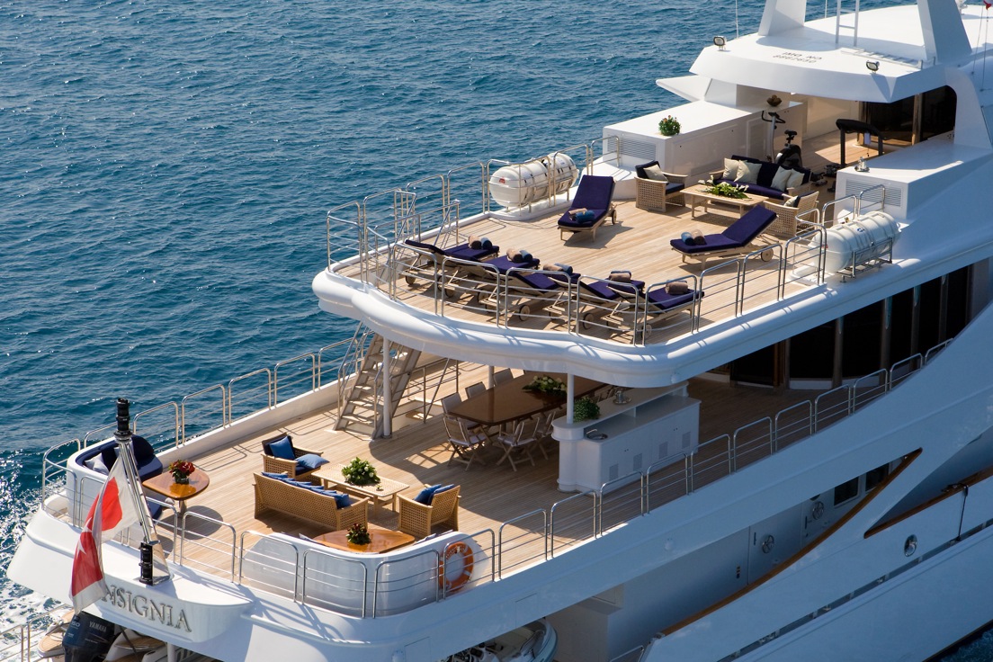 Yacht INSIGNIA - Decks.jpg