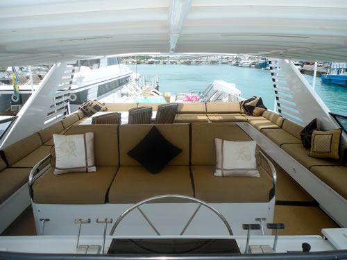 Yacht ISLAND TIME - Flybridge Looking Aft.jpg