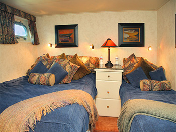 Yacht KAYANA -  Guest Cabin.jpg