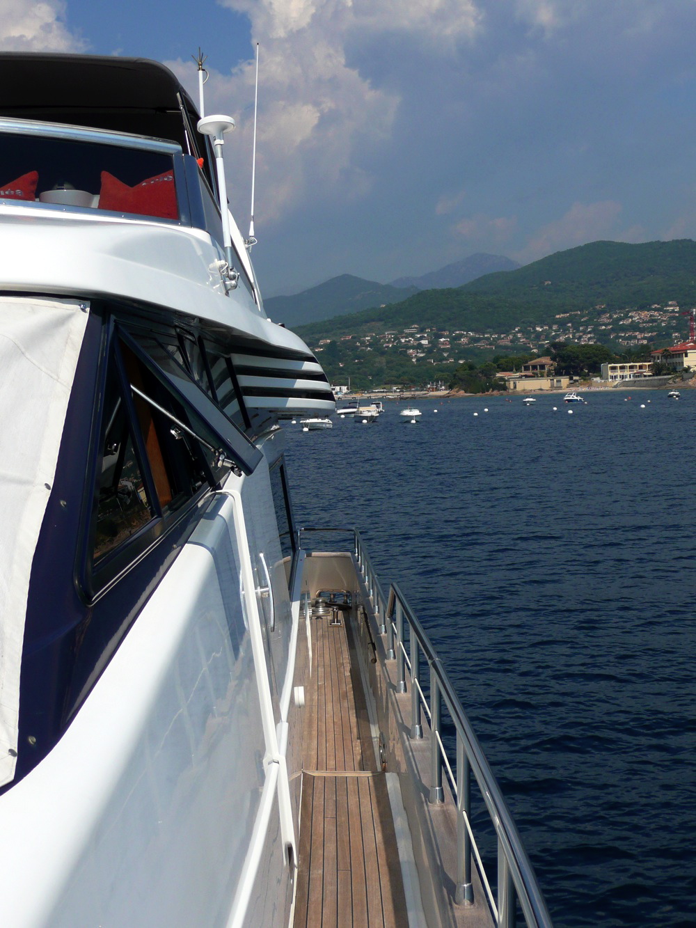 Yacht LOLEA -  Side Deck.jpg