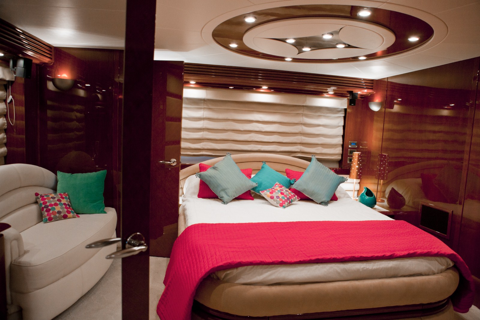 Yacht LUDI -  Master Cabin.jpg