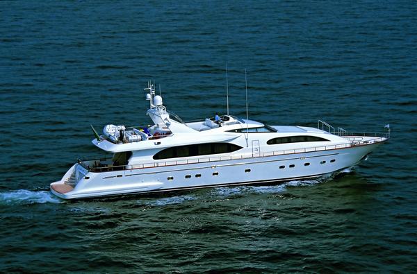 Yacht LUISAMAY -  Main.jpg