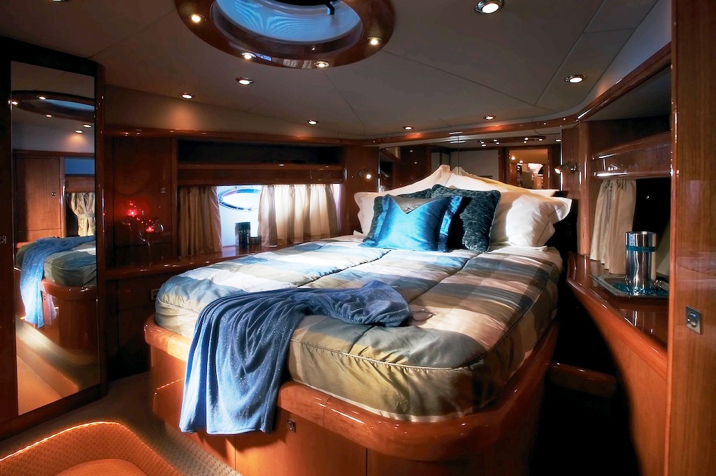 Yacht MALBEC -  Double Cabin.jpg