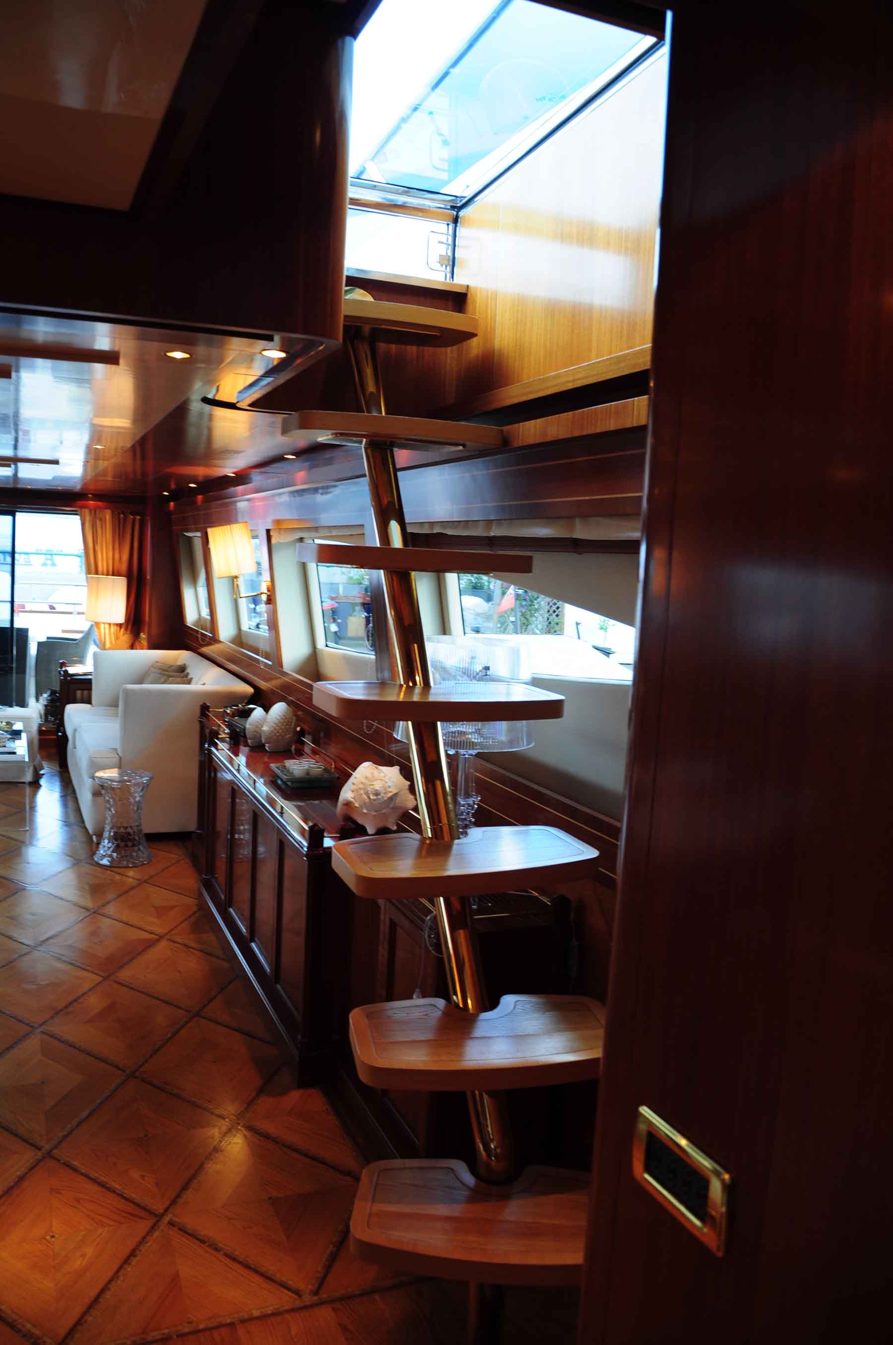 Yacht MALO -  Stairs.jpg