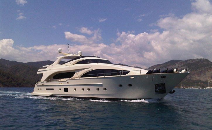 Yacht MERVE - Main.jpg