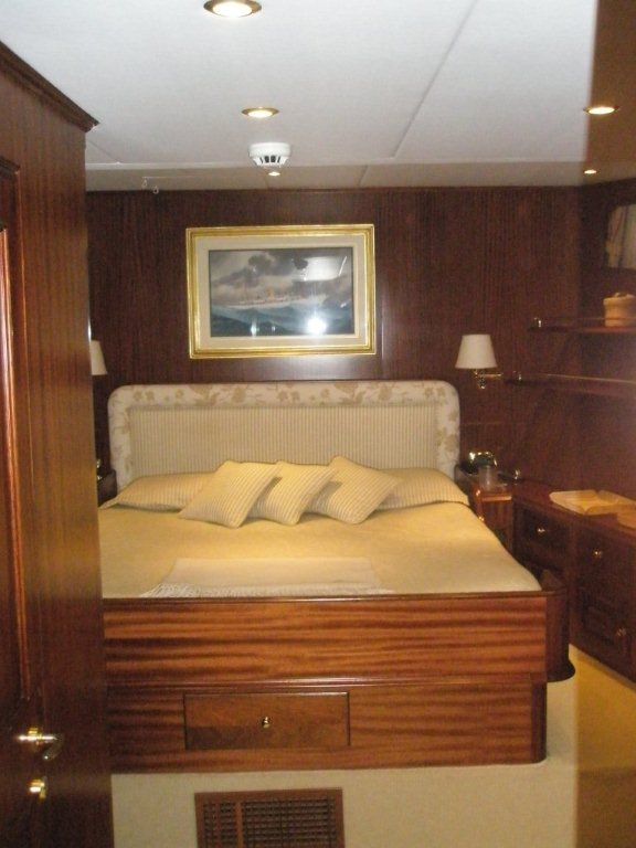 Yacht MIZAR -  VIP Cabin.jpg