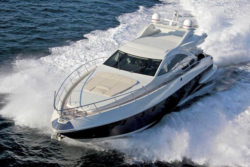 Yacht MR LOUIS -  Cruising.jpg
