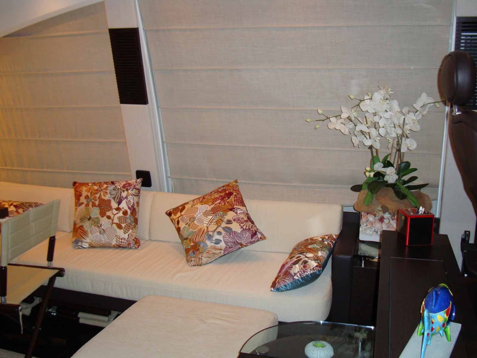 Yacht MR LOUIS -  Salon 2.jpg