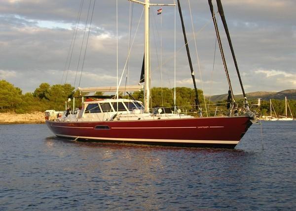 Yacht MUSTANG -  Main Shot.jpg