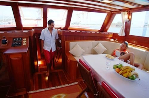 Yacht NIKOLAS -  Lounge.jpg