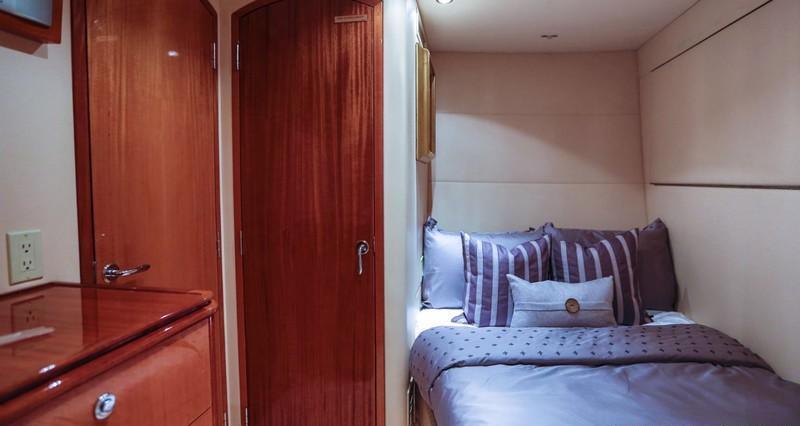 Yacht NO COMPLAINTS - Starboard Guest Cabin..jpg