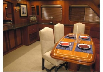 Yacht NORDFJORD -  Dining.jpg