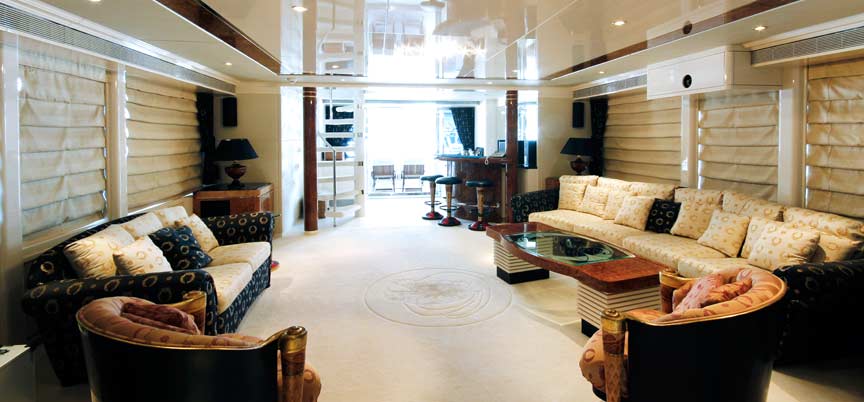 Yacht OBSESSIONS -  Main salon 2.jpg