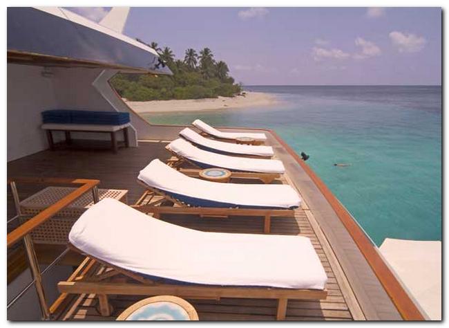 Yacht OCEAN DIVINE -  Sunbeds.jpg