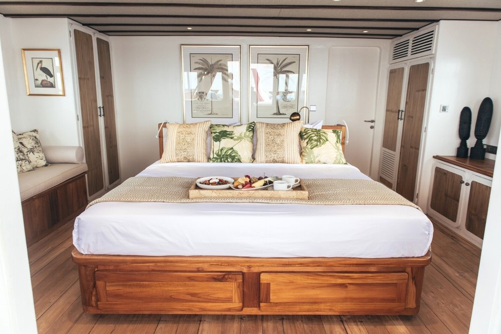 Yacht RASCAL - 012.jpg