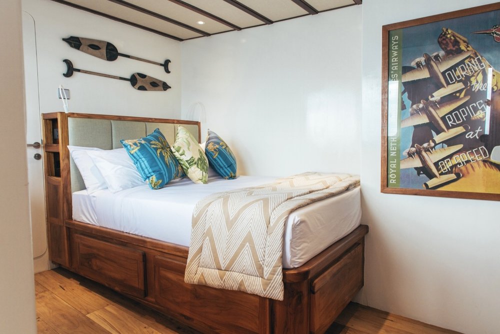 Yacht RASCAL - 018.jpg