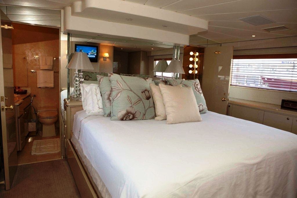 Yacht S & U -  Master Cabin.jpg