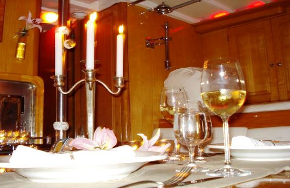 Yacht SAMARKAND -  Dining Detail.jpg