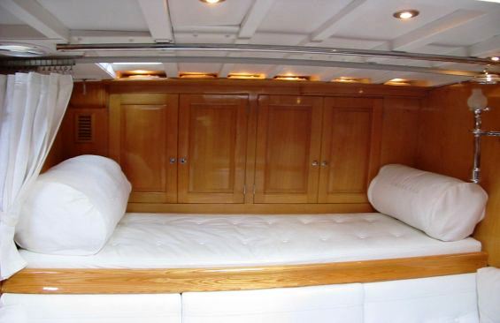 Yacht SAMARKAND -  Master Cabin.jpg