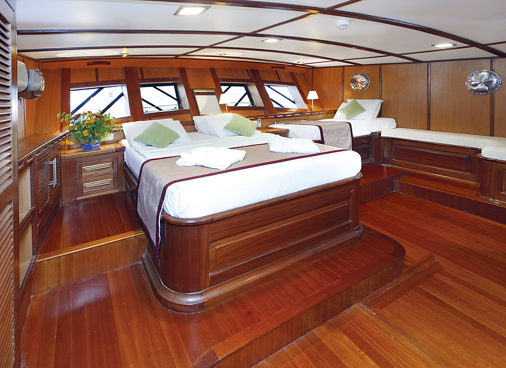 Yacht SARAYLI  I - Master Cabin.jpg